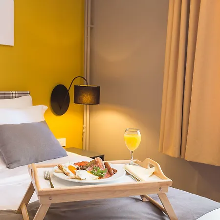 Hotel London 3*