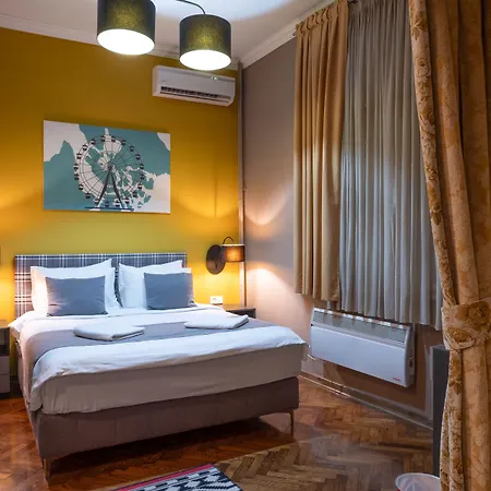 ロンドン B＆b 3* スコピエ