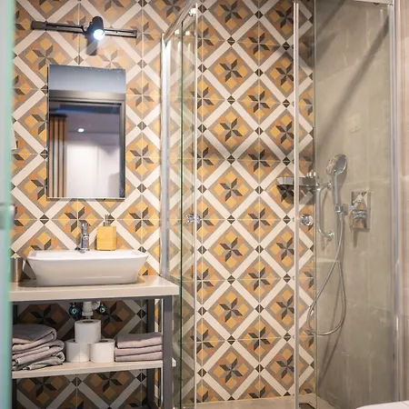 ホテル ロンドン B＆b 3*