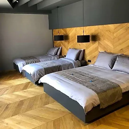 Hotel London
