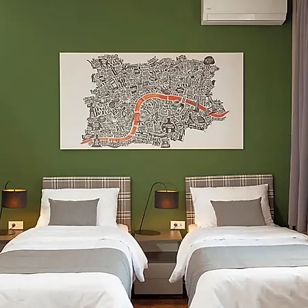 Hotel London 3*