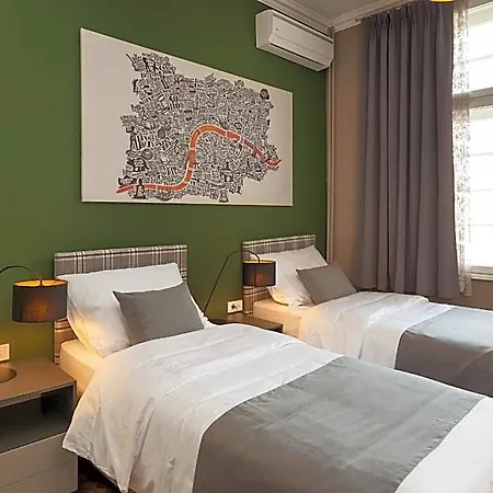 London Hotel