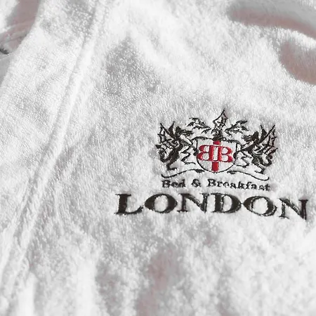 London Hotel 3*