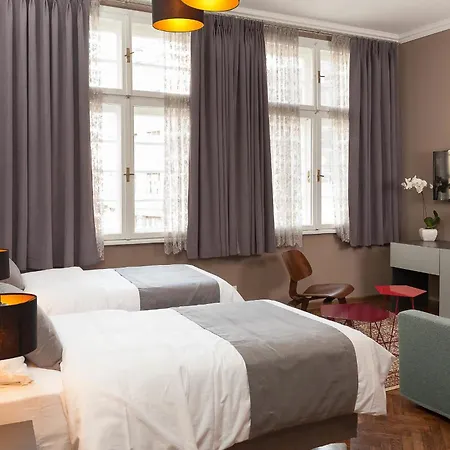 ロンドン B＆b 3*